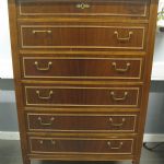 562 4489 CHEST OF DRAWERS